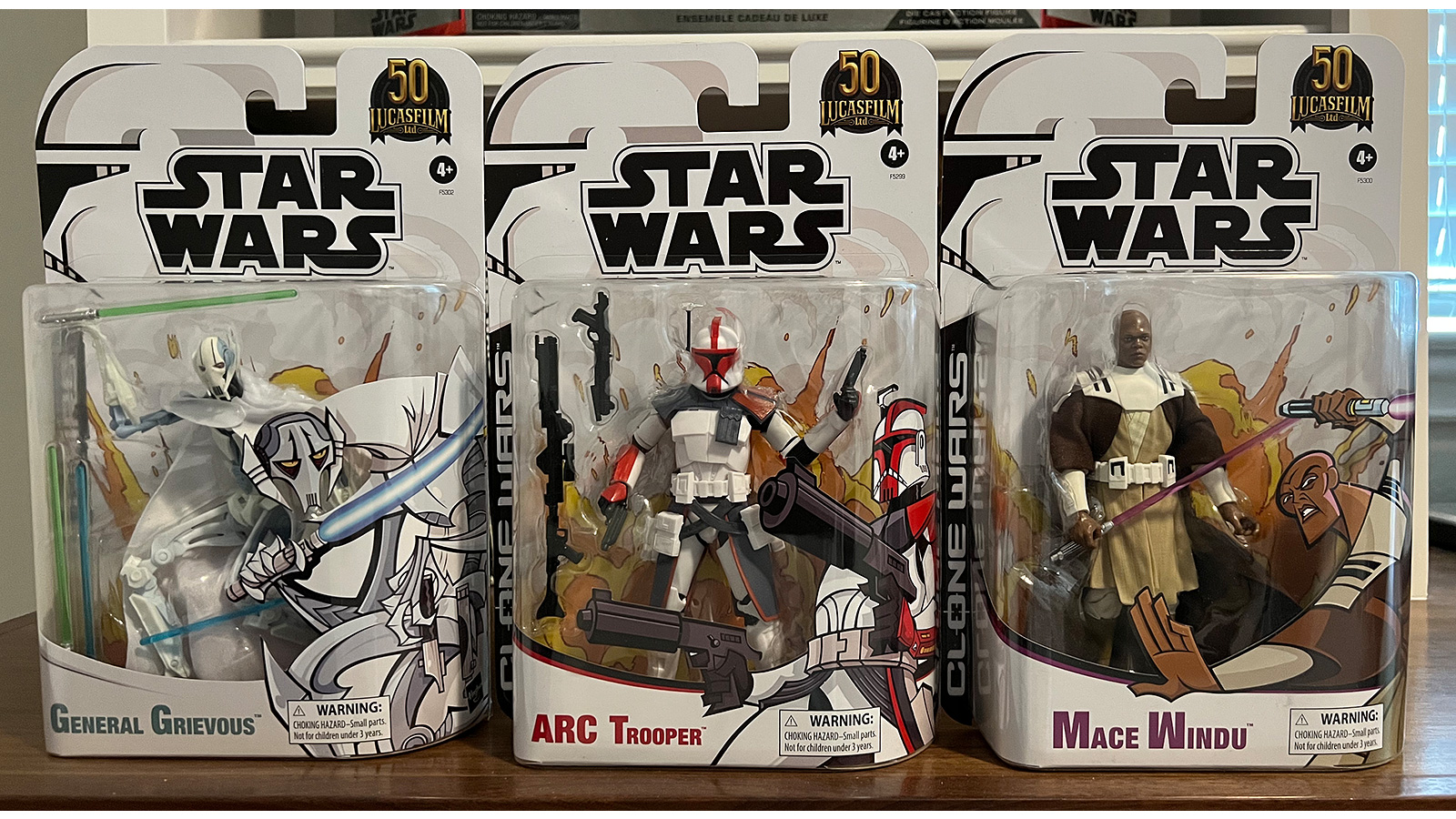 Mail Call 4/10/22 - Walmart Exclusive TBS 6-Inch Clone Wars General Grievous, Mace Windu, And ARC Trooper Figures