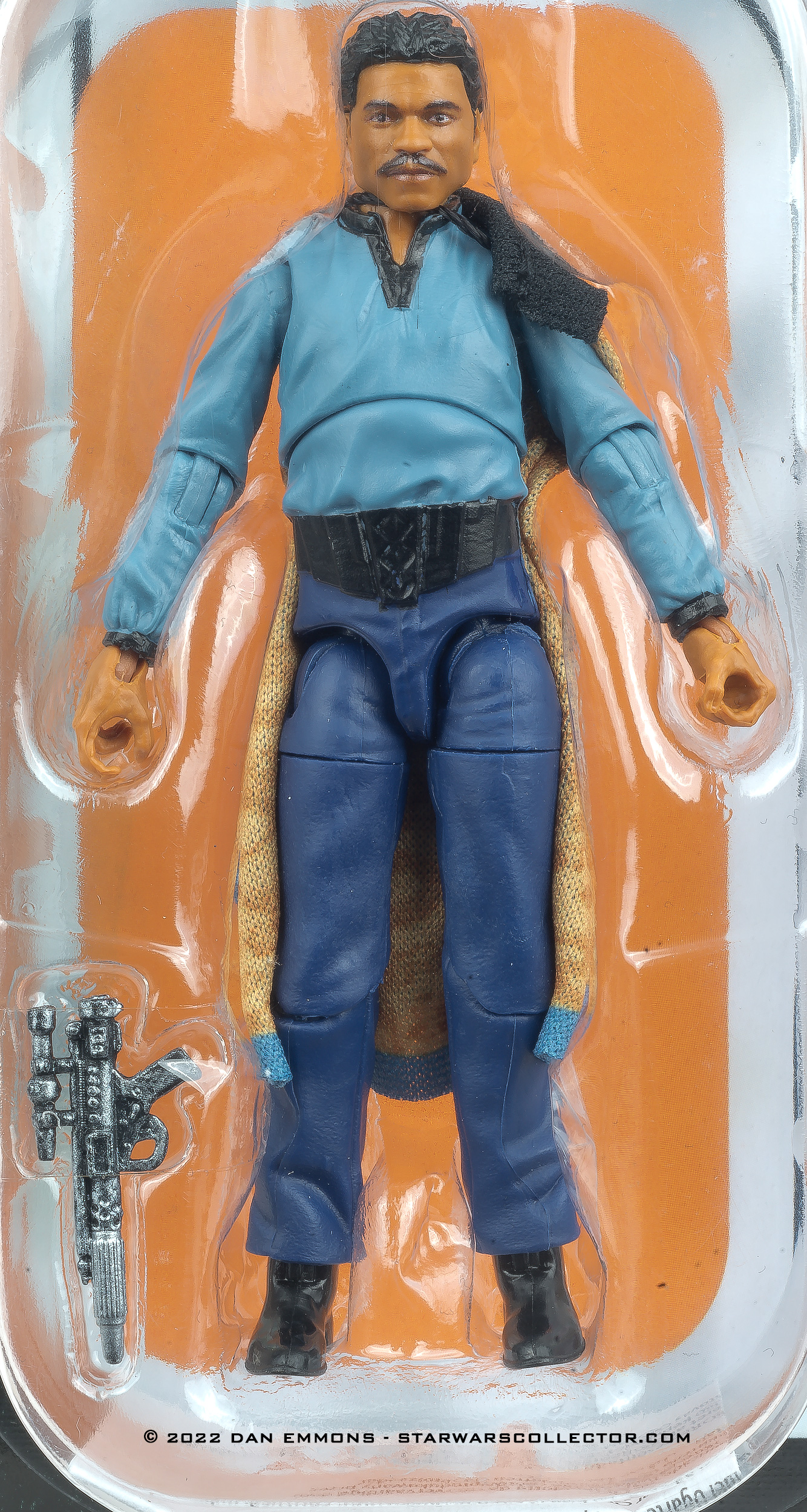Did Hasbro Update The Gun Paint Deco For The Vintage Collection VC205 Lando Calrissian Figure?